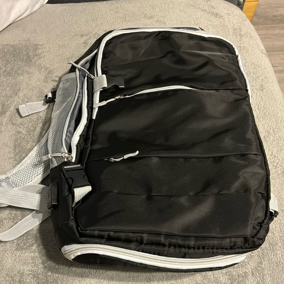 Backpack - Picture 1 of 5
